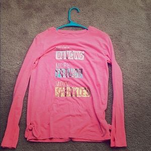 Long sleeve shirt (does not come with hanger)